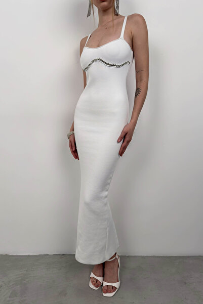 Black Fashion Ecru šaty - kamenný detailní texturovaný design