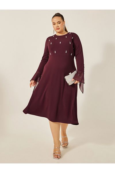 Styli Plus Size Embellished Long Sleeves A-Line Midi Dress