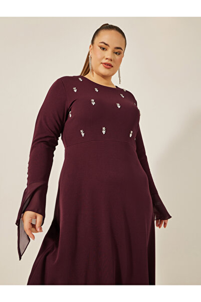 Styli Plus Size Embellished Long Sleeves A-Line Midi Dress
