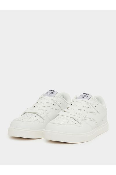 Styli Low Top Courtroom Lace Up Sneakers