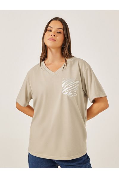 Styli Women Beige Oversized Zebra Foil Print Mock Pocket T-Shirt