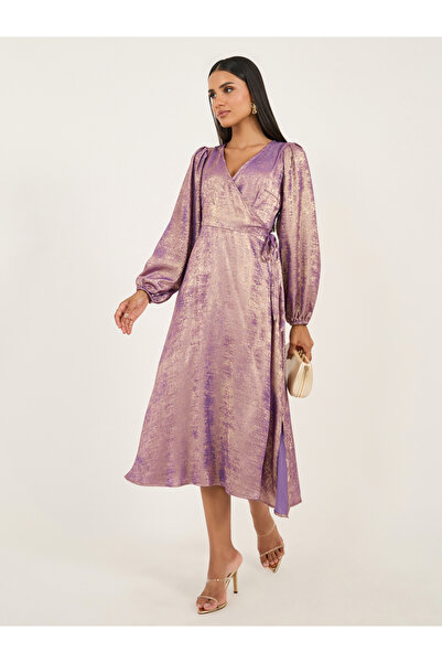 Styli فستان ميدي ملفوف بأكمام طويلة وطبعة رقائق معدنية