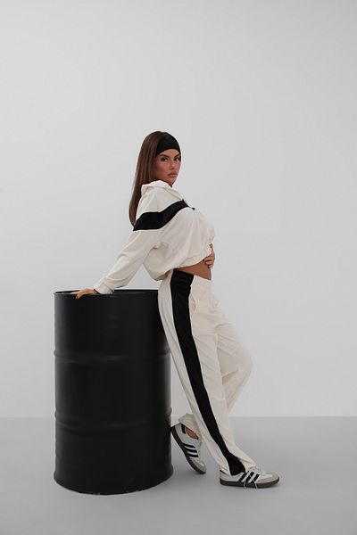 Black Fashion White Velvet Tracksuit Set - Garnished and Zippered