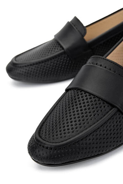 Tamer Tanca Черни дамски мокасини от естествена кожа