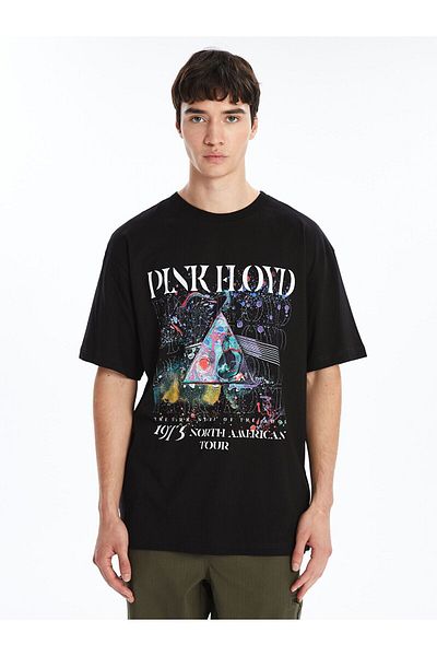 LC Waikiki Crew Neck Short Sleeve Pink Floyd Printed Combed Cotton Men's T-Shirt