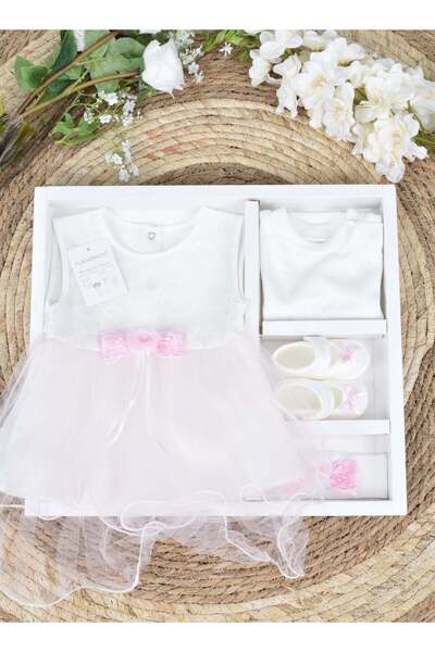 Fun Moment طقم هدايا فستان طفل مكون من 4 قطع