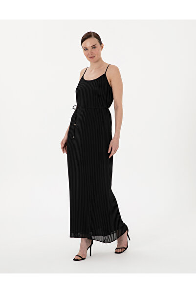 Pierre Cardin Black Regular Fit Woven Dress 50301053 -Vr046