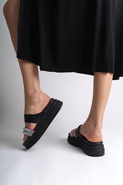 aradimtaradim Sarah Flat Heeled Stone Striped Thick and Orthopedic Sole Women's Slippers St - Black