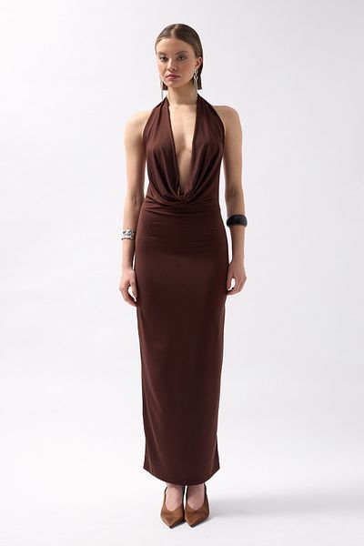 Black Fashion Φόρεμα με σάλι γιακά χαμηλού κοψίματος καφέ
