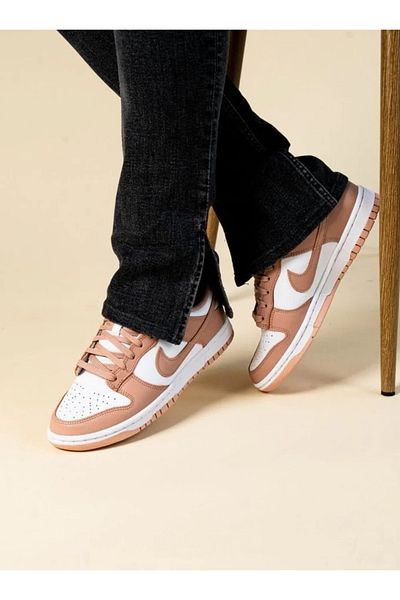 Nike Γυναικείο αθλητικό αθλητικό παπούτσια Dunk Low Puppy Mouth