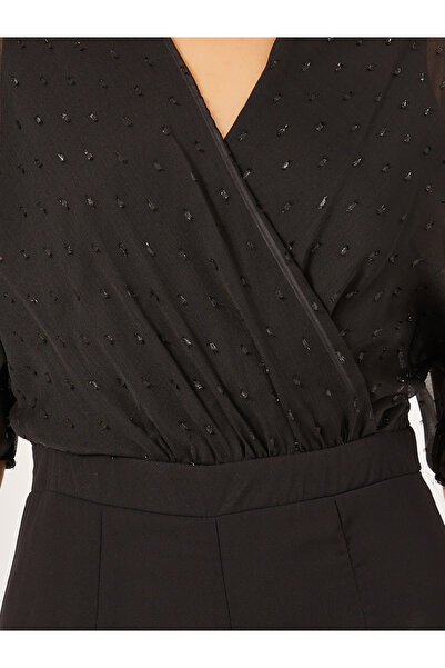 Styli Textured Dobby V-Neck Jumpsuit