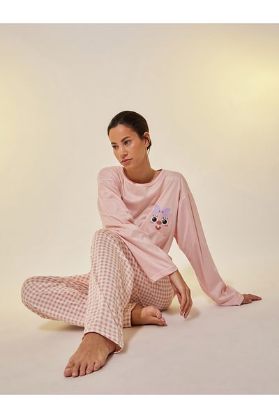 Styli Graphic Print T-Shirt and Checked Pyjama Set