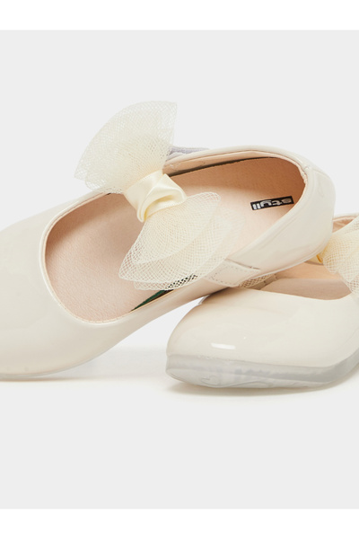 Styli Flower Corsage Flat Ballerinas Shoes