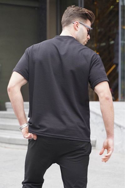 Madmext Schwarzes Lycra Basic Herren-T-Shirt 6060