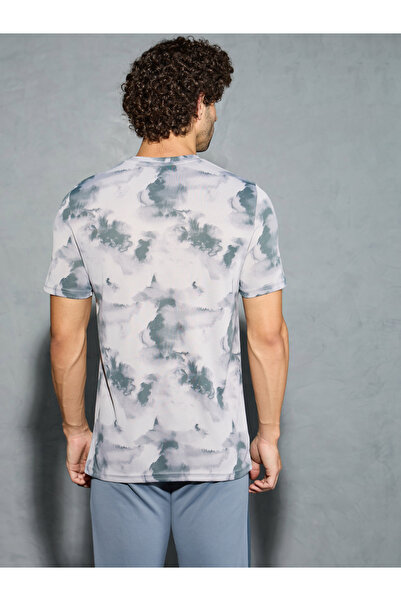 Technosport By Styli Men All-Over Print Round Neck Regular Fit T-Shirt