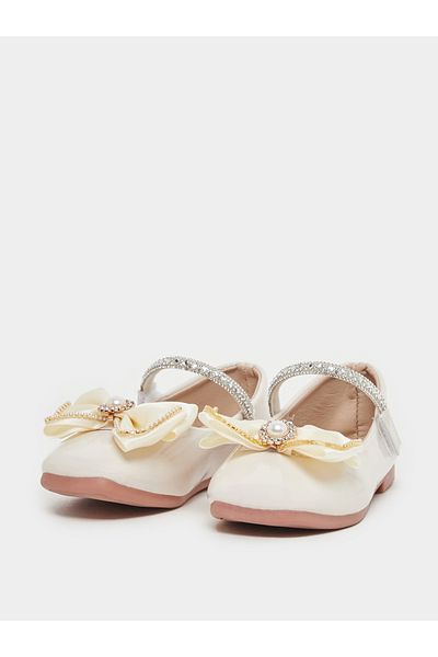 Styli Embellished Round Toe Ballerina Shoes with Bow Detail