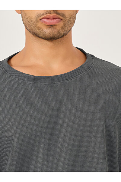 Styli Solid Textured Knit Oversized Streetwear T-Shirt and Shorts Set