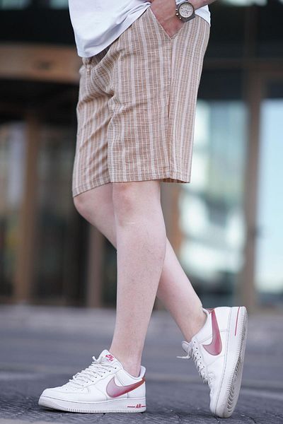 Madmext Ανδρικό λινό σορτς Capri - Relaxed Fit, καφέ 6543