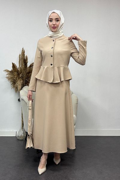Tesettür Diyarı Λεπτομερές διπλό κοστούμι Berlim Model Ruffle