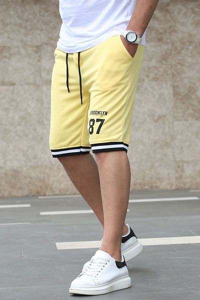 Madmext Gelbe Shorts für Herren in normaler Passform 5405
