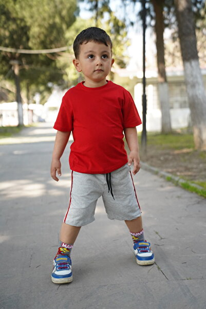 armicem Sa prugastim detaljima Kapri i okrugla kragna majica muški set - leže...