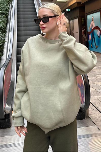 Madmext Mintgrünes Basic-Sweatshirt mit Rundhalsausschnitt Mg1559