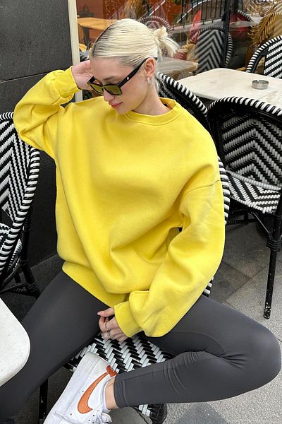 Madmext Žlutá mikina Crew Neck Basic Mg1559