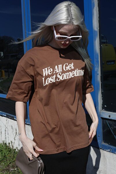 Madmext Μπλουζάκι μεγάλου μεγέθους σε καφέ στάμπα Mg1532