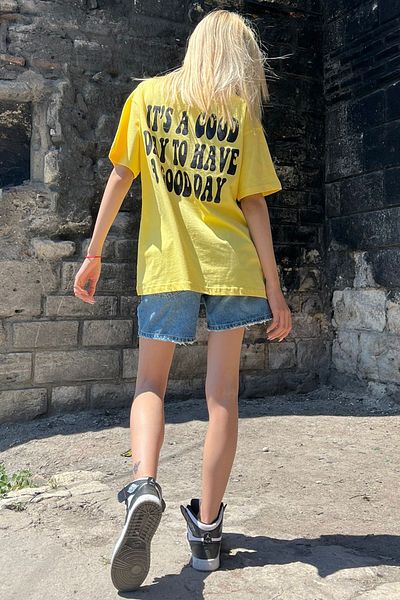 Madmext Gelbes, auf der Rückseite bedrucktes, übergroßes Damen-T-Shirt mit Rundhalsausschnitt