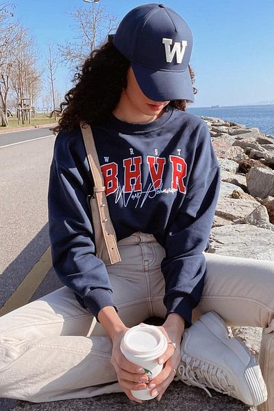 Madmext Hanorac cu broderie Mad Girls bleumarin Mg813