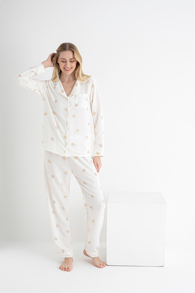 DOFİ Dofi Kadın Ekru Ayı Desenli Pijama Takımı Uzun Kollu, Düğmeli, Aerobin Kumaş