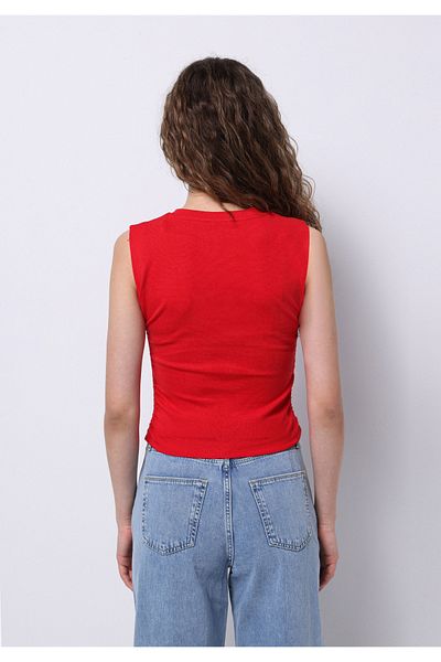 Colin's Slim Fit Sleeveless Women's Red Undershirt