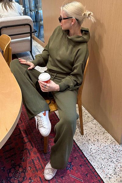 Madmext Σετ γυναικεία αθλητική φόρμα με κουκούλα Khaki Knitwear MG2237
