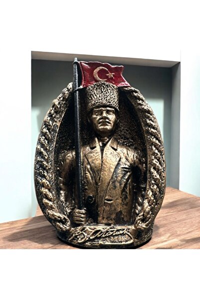 Peramari Dekoratif Polyester Bayraklı Atatürk Heykeli 21 Cm Gold Eskitme