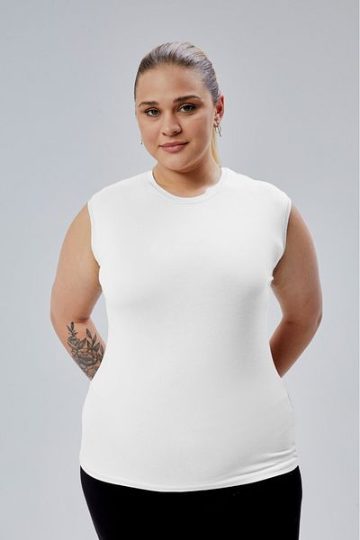 BANEGA Curve Women's Plus Size Crew Neck Zero Sleeve Lycra White Body