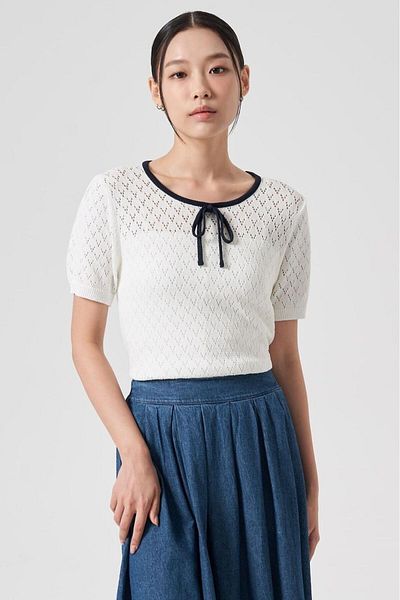De Pose Tricou tricotat de vară cu decolteu rotund ajurat cu detaliu de panglică cu fundă