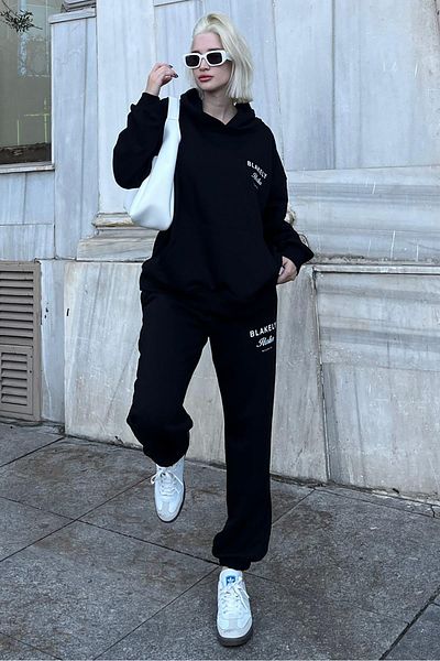 Madmext Γυναικεία αθλητική φόρμα με κουκούλα μαύρη - MG2187