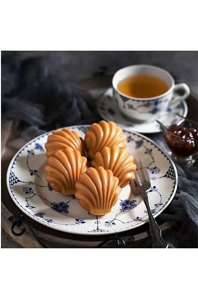 BuNeBox Oyster Pattern Cake Muffin and Cookie Mold 26.5 X35 cm