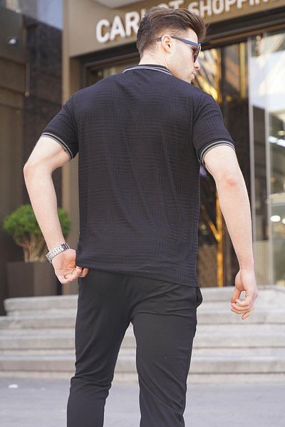 Madmext Schwarzes Basic Herren-T-Shirt mit Polokragen und normaler Passform 6100