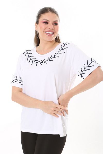 Şans Women's Large Size White Pearl and Embroidery Detailed Short Sleeve Blouse 65N37677