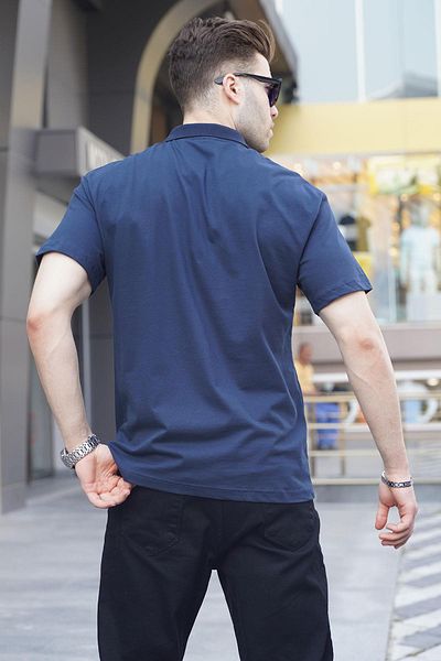 Madmext Marineblaues Basic-T-Shirt mit Polokragen für Herren 6126