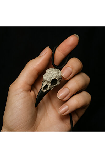 Hitit Concept Kuzgun-Raven Kafatası Kolye