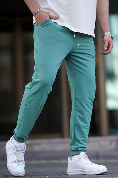 Madmext Grüner Basic Herren Trainingsanzug mit elastischen Beinen 5494