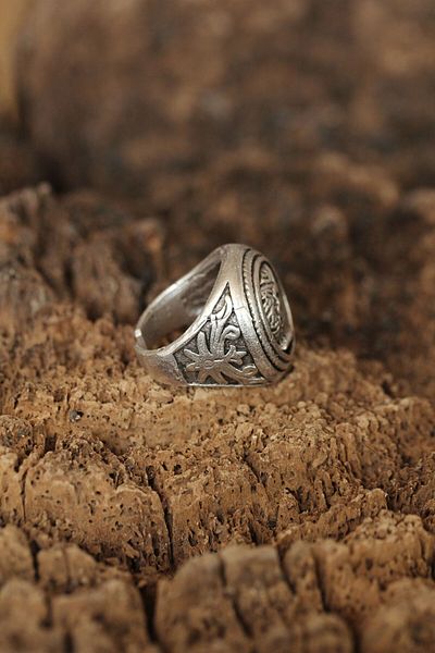 E BULURUM Adjustable Men's Ring with Caesar Figure