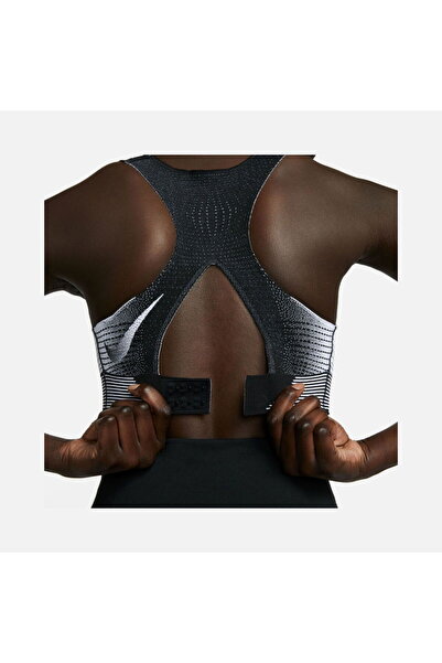 Nike Swoosh Flyknit Training Kadın Bra