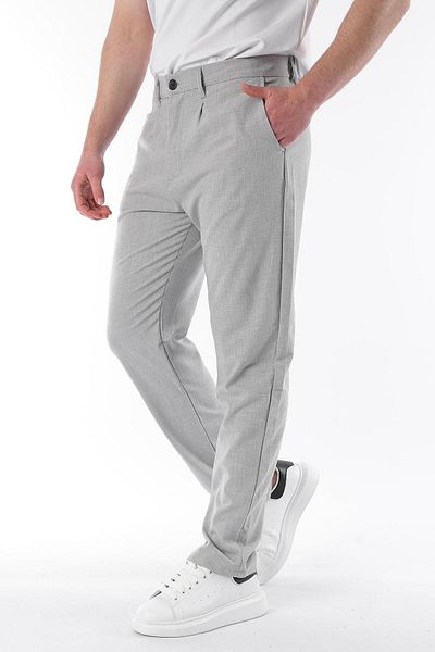 Madmext Graue Herrenhose mit geradem Schnitt und Seitentaschen in regulärer Passform 6540