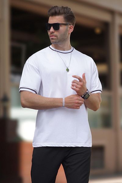 Madmext Λευκό μπλουζάκι Overfit - Crew Neck, Sleeve and Neck Stripe 7024