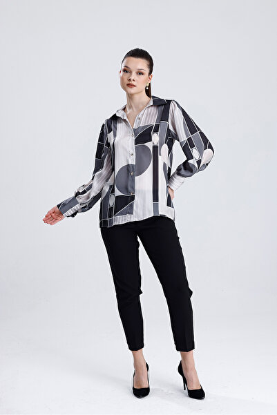 MD trend Жіноча сорочка з геометричним візерунком з сатину