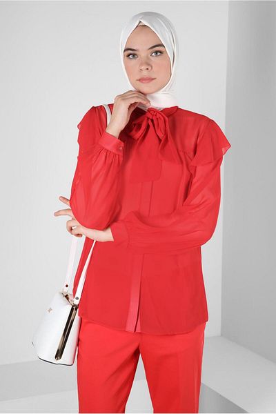 Alvina بلوزة برباط على الياقة 42705