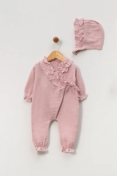 Riffy Baby Muslin Riffy Jumpsuit with Ruffle Detail and Newborn Hat